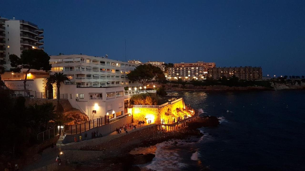 Apartment Center Salou Near Port Aventura Екстер'єр фото